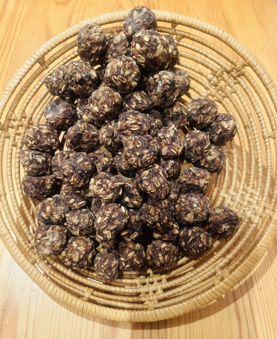 MÜESLI KULIČKY zvěřina s jablky 250g